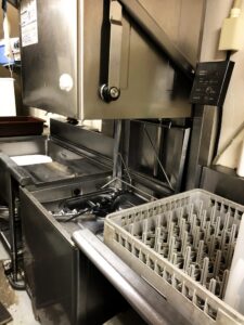 洗い場の仕事内容を徹底解説！給料・向いている人まで