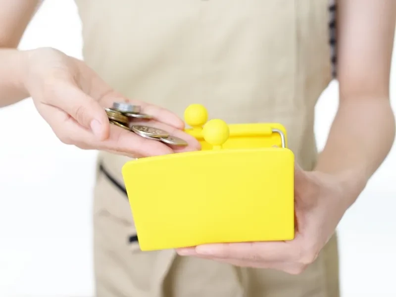 生活費をおさえ高収入を実現住み込みだからこそ、寮や食事が提供され、生活費を大幅に抑えることができます。
シーズンごとに高収入が期待でき、経済的にも安心して働けます。