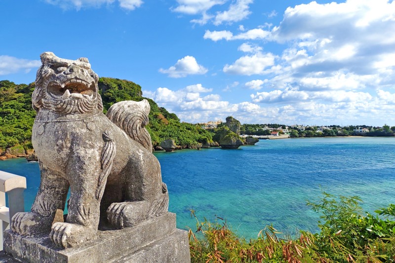 沖縄石垣島・宮古島など離島が人気。南国ならではの海と自然が魅力だが、3ヶ月以上の長期契約が基本です。